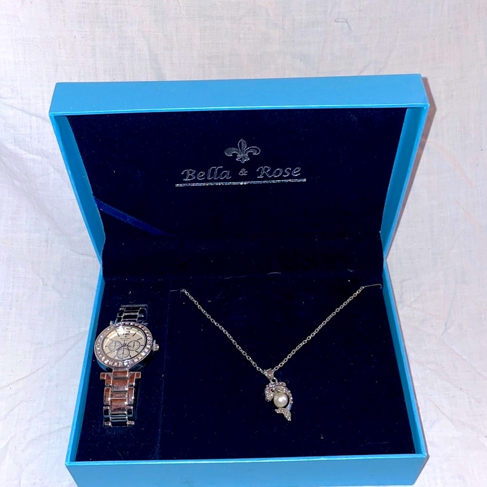 ⚜️Bella & Rose (Watch & Necklace Set)